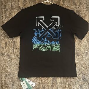 Brand new exclusive OFF-WHITE t shirt